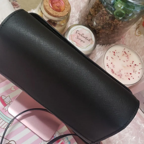 Kate Spade Crossbody bag w/partial chain strap - Picture 4 of 6